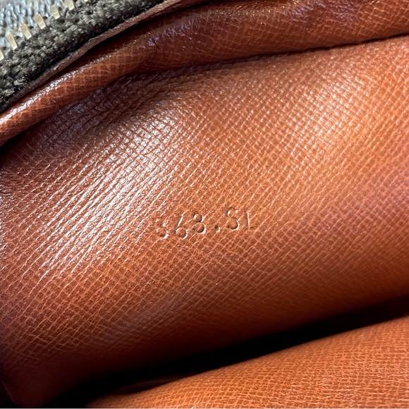 Vintage Louis Vuitton Monogram Crossbody - Picture 14 of 15